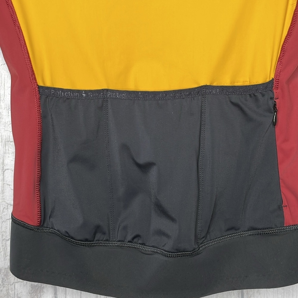 Sweet Protection Bike Jersey.​​ - Picture 10 of 12